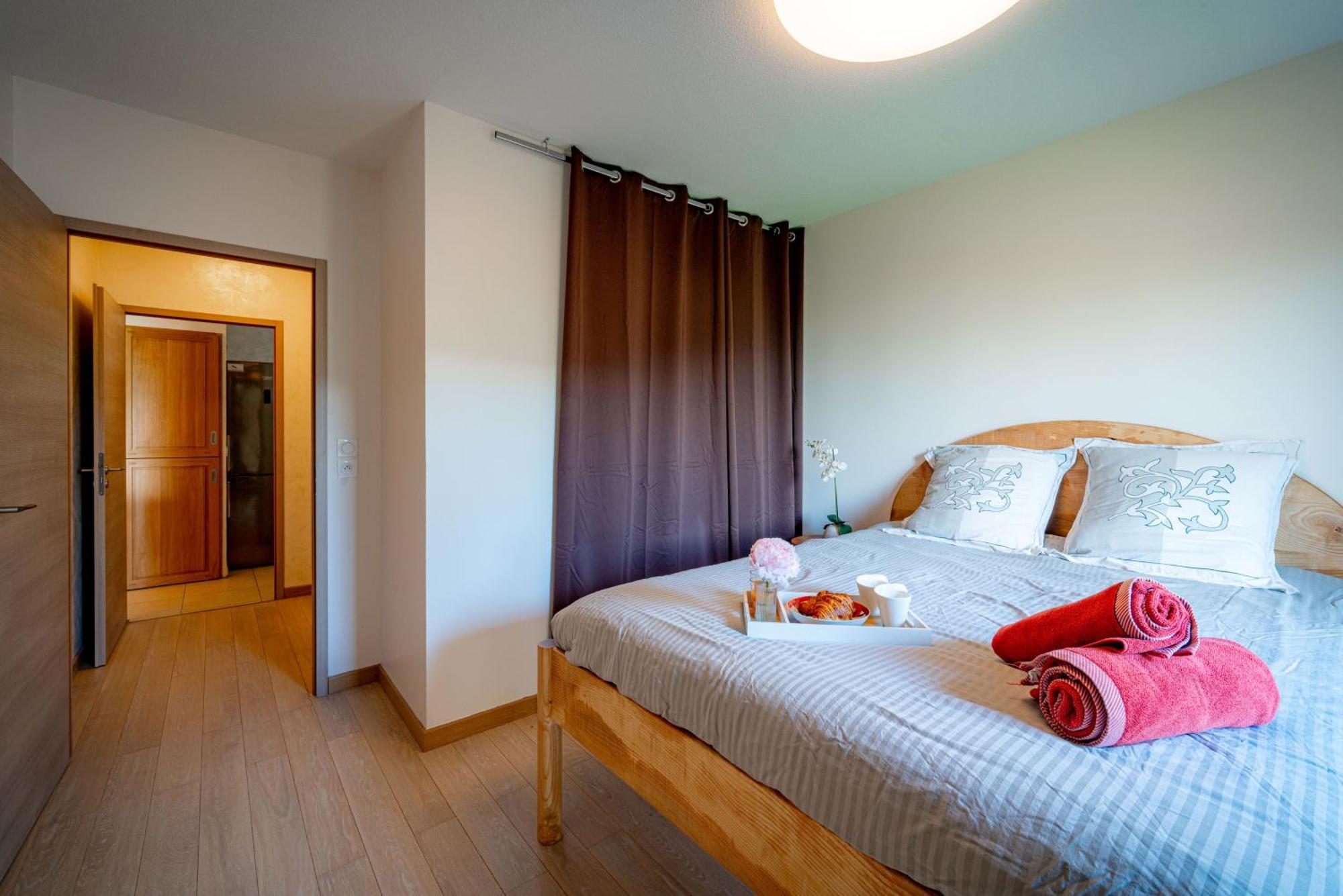 Apartament Vue Sur Les Montagnes-Wifi-Terrasse Saint-Jean-d'Arvey Zewnętrze zdjęcie