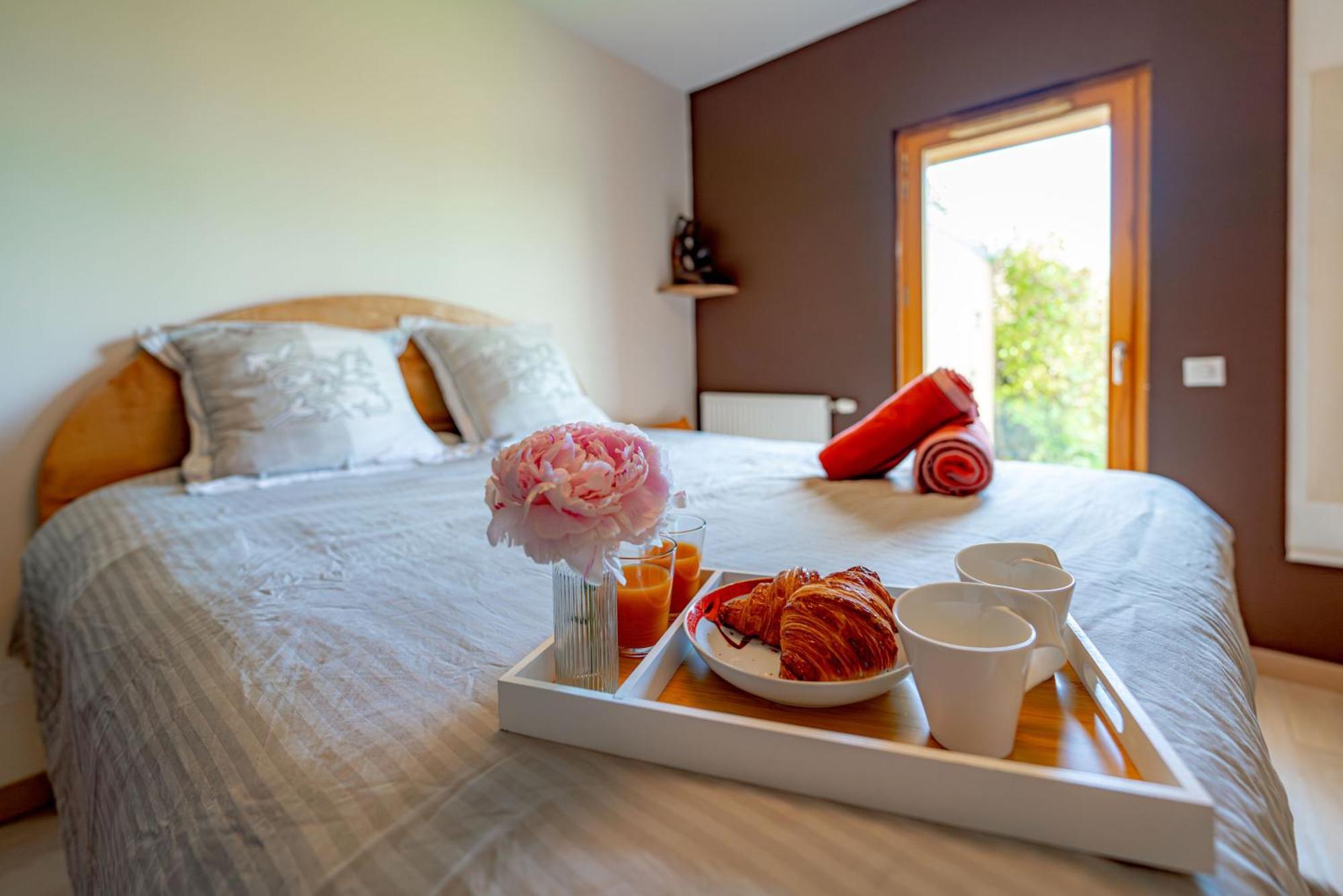 Apartament Vue Sur Les Montagnes-Wifi-Terrasse Saint-Jean-d'Arvey Zewnętrze zdjęcie